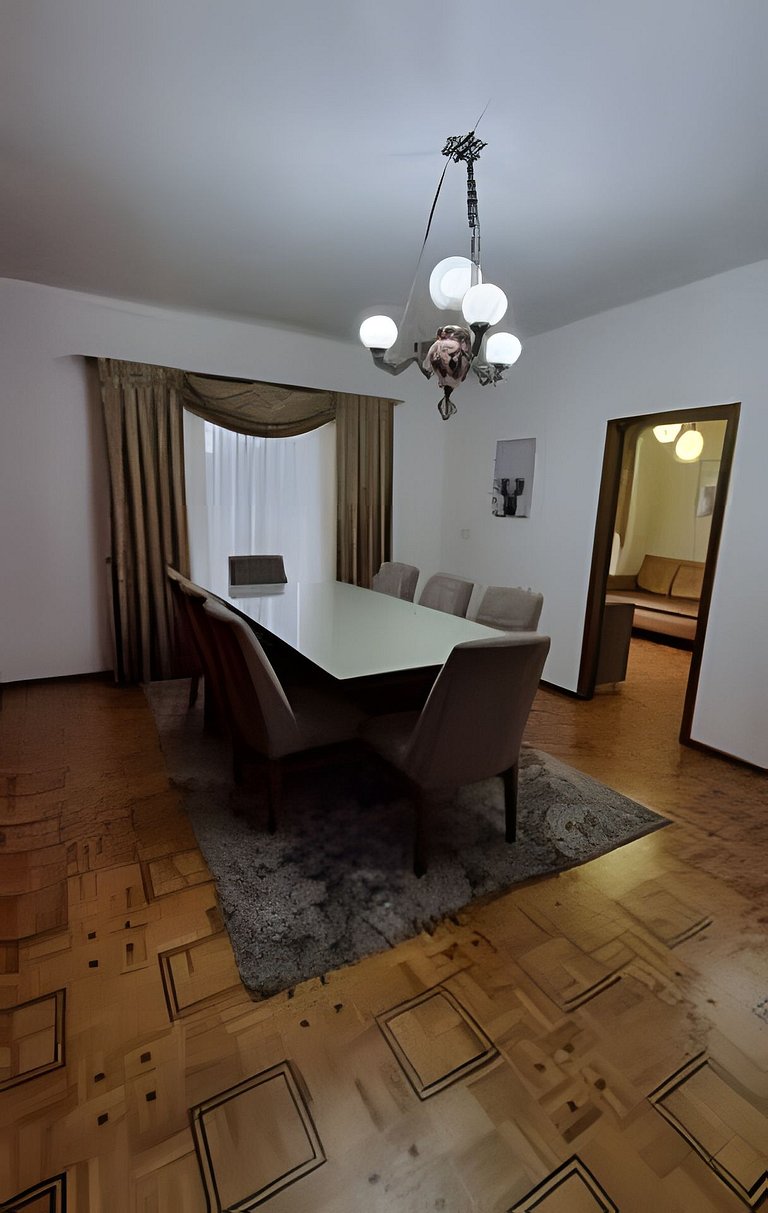 Casa Central ao lado do Zoo!