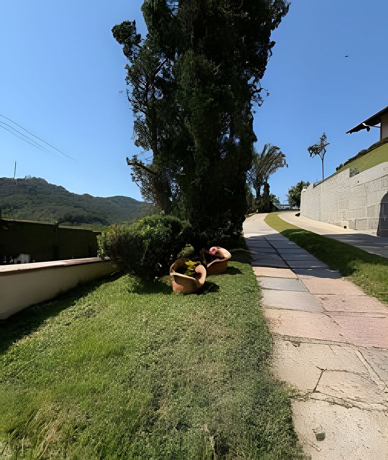 Casa Central ao lado do Zoo!