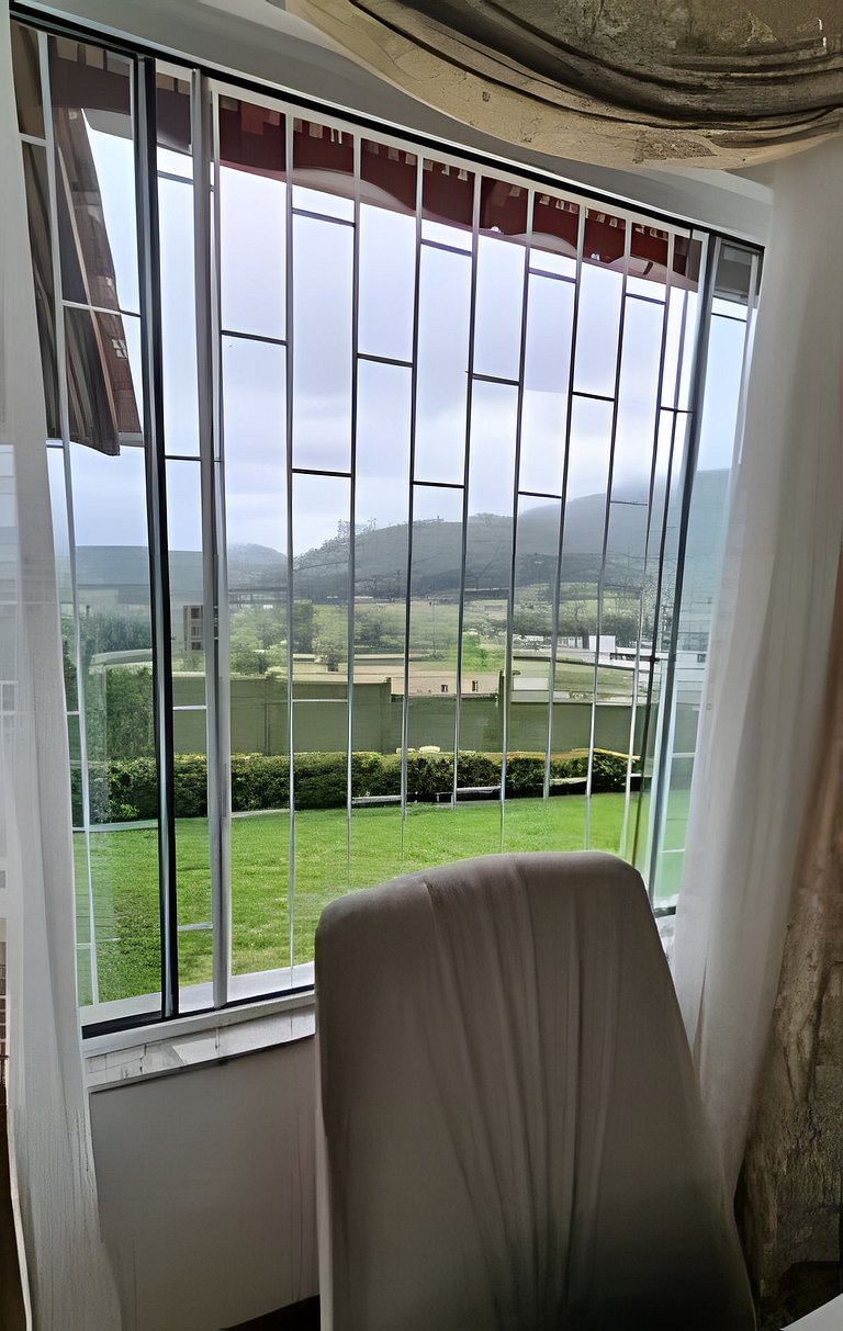 Casa Central ao lado do Zoo!