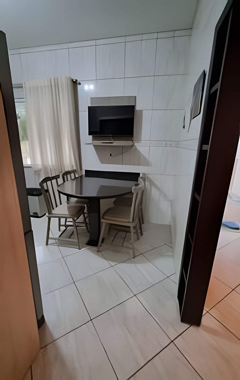 Casa Central ao lado do Zoo!