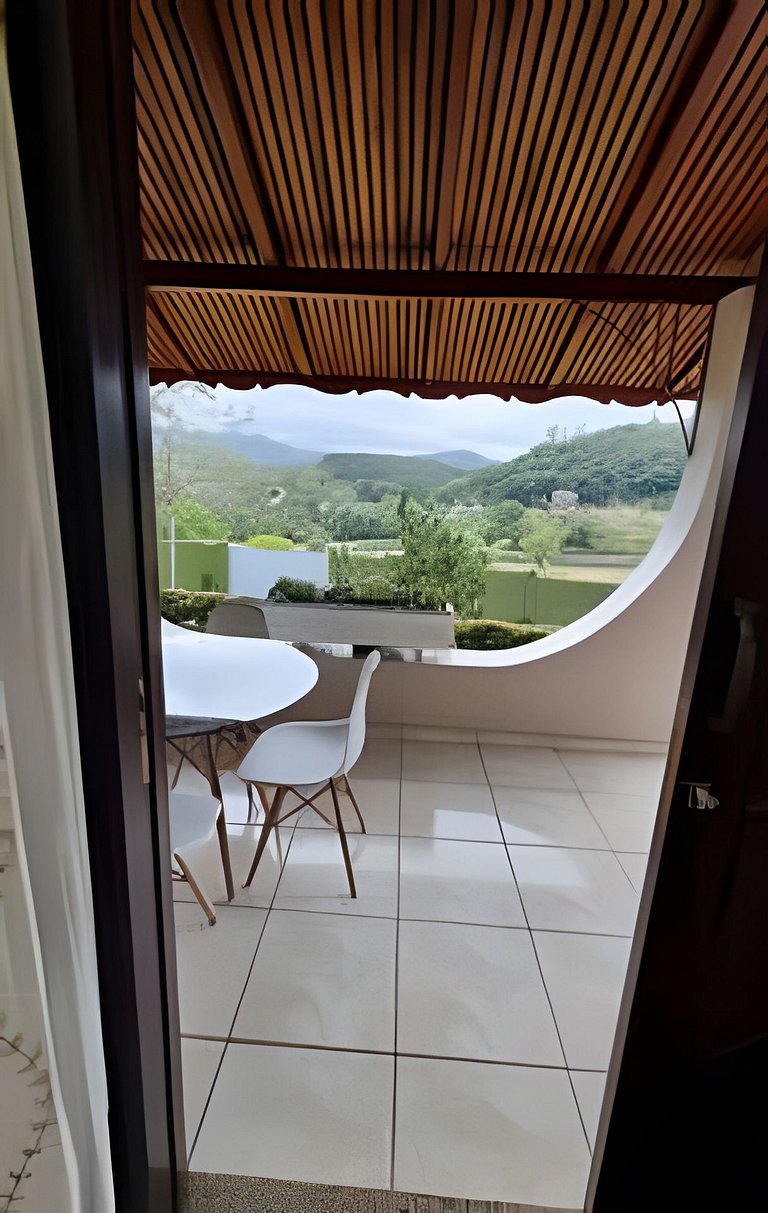 Casa Central ao lado do Zoo!