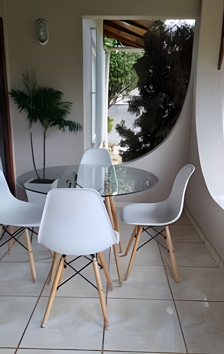 Casa Central ao lado do Zoo!