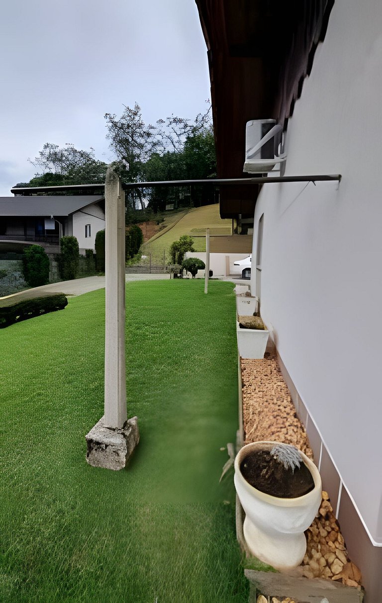 Casa Central ao lado do Zoo!