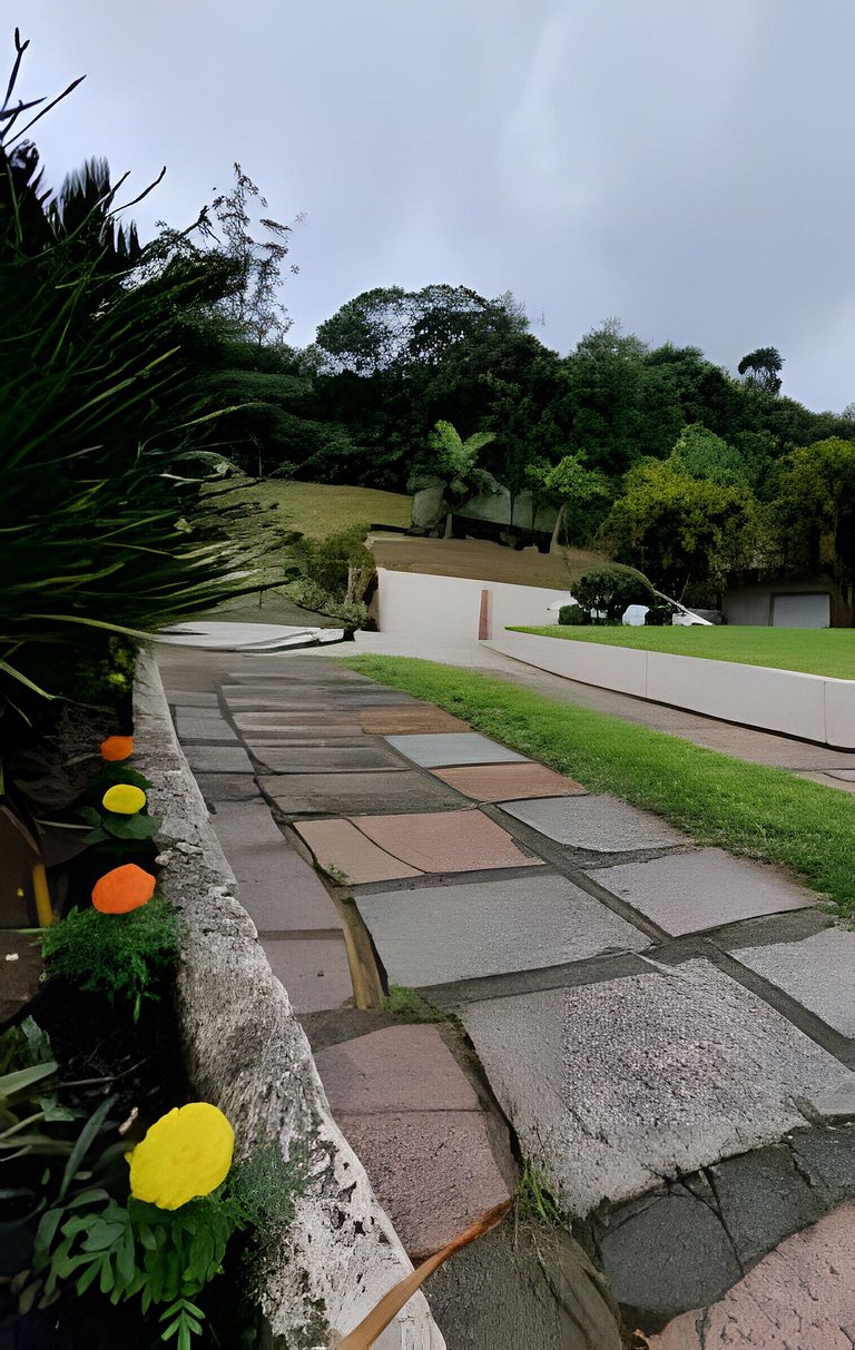 Casa Central ao lado do Zoo!