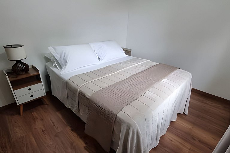 Casa Central ao lado do Zoo!