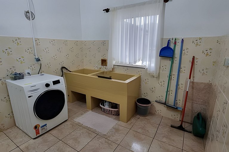 Casa Central ao lado do Zoo!